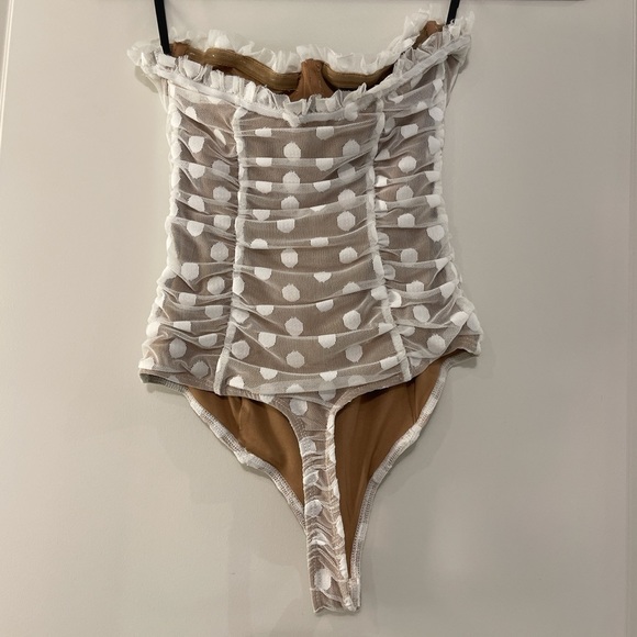 Majorelle Wyn Bodysuit in White - Picture 7 of 8